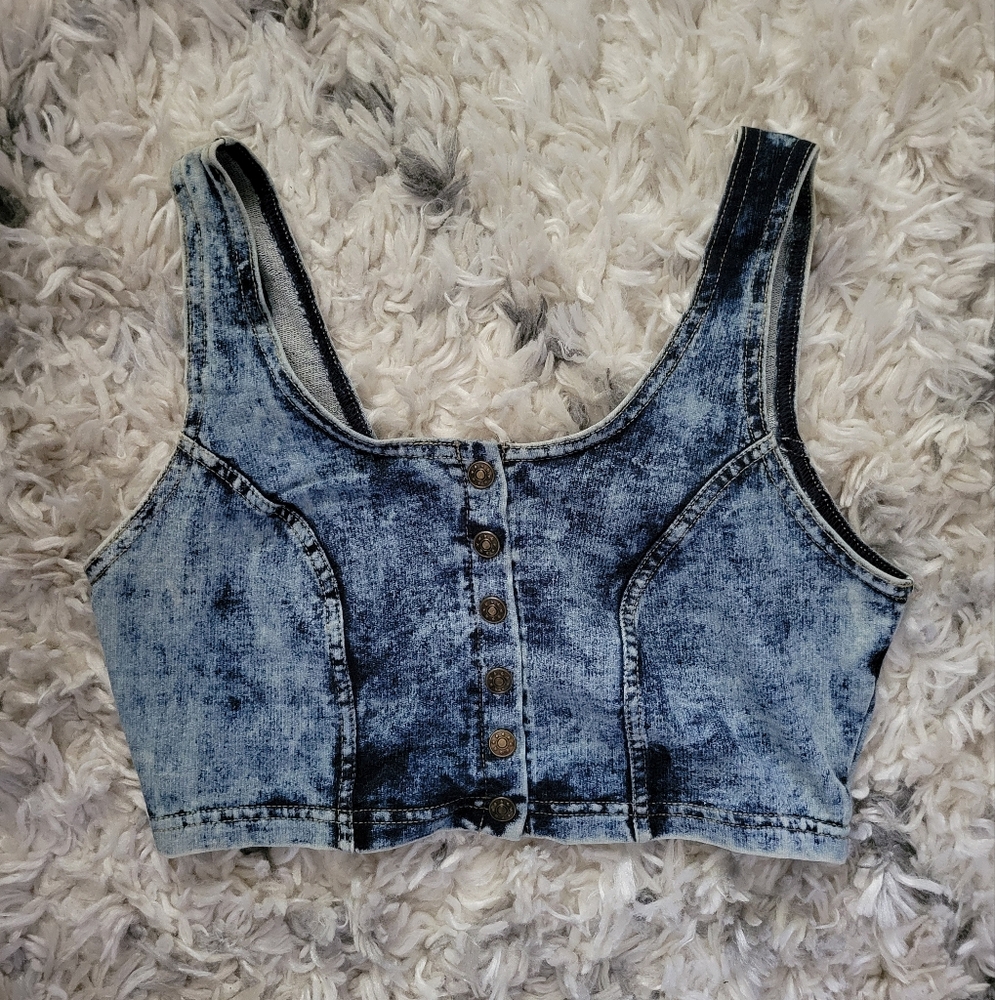 Forever 21 Stretch Faux Denim Buttoned Crop Top